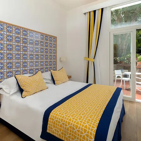 Miramare Hotel 4*