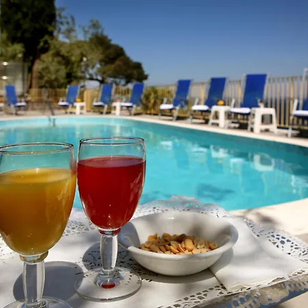 Отель Miramare 4*