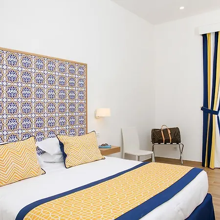 Miramare Hotel 4*